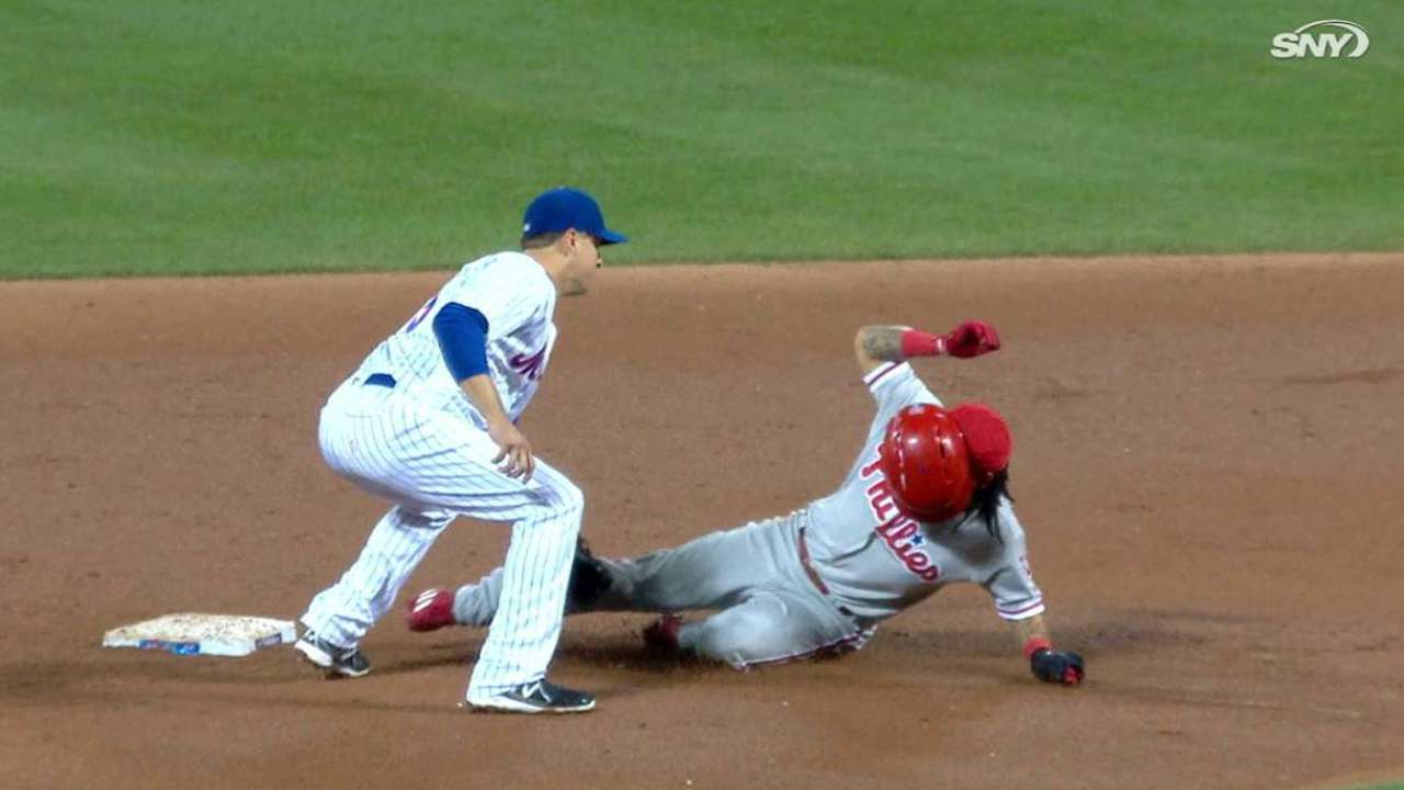 d'Arnaud nabs Galvis at second