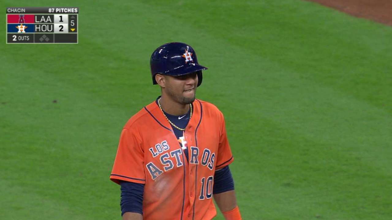 Gurriel ruled safe after hustle