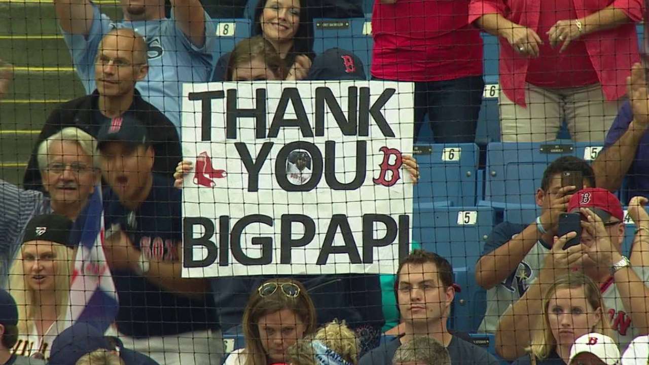 Papi gets a standing ovation