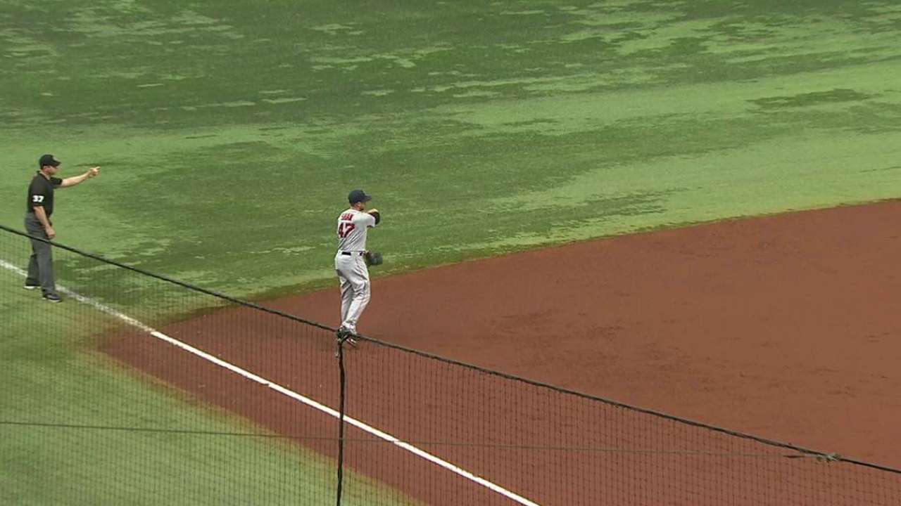 Shaw's lightning quick catch