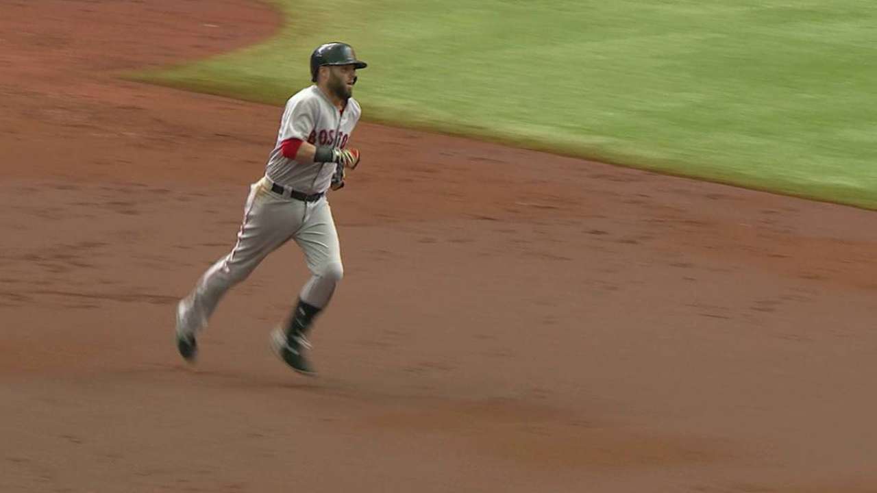 Pedroia's 15th home run