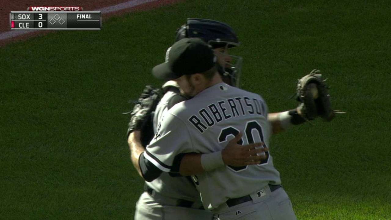 Robertson has successful left knee surgery