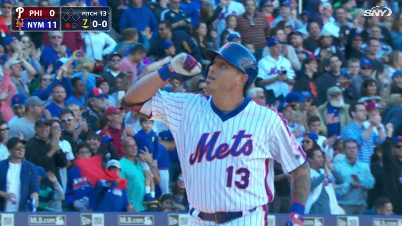 Mets rout Phils, take NL Wild Card lead