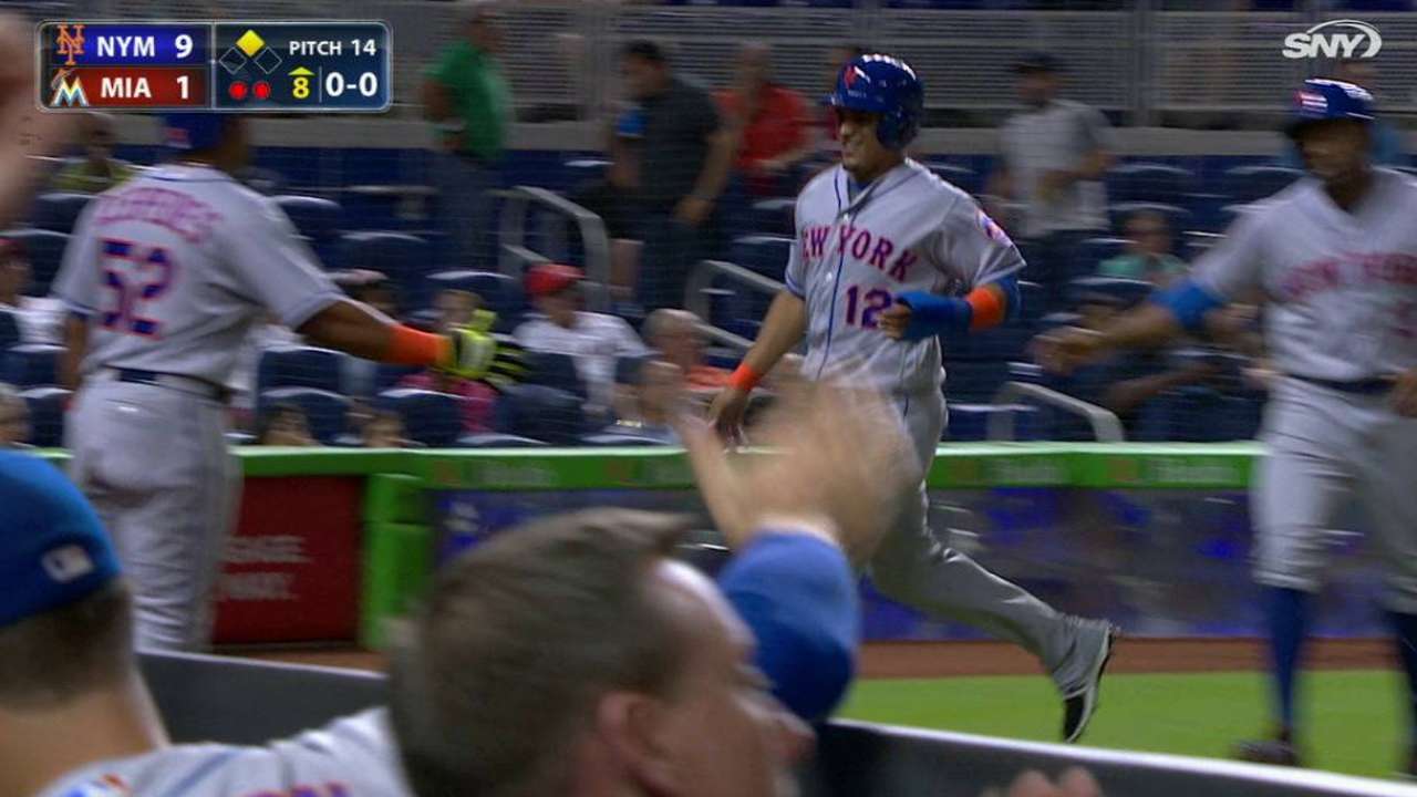 Duda's bases-clearing double