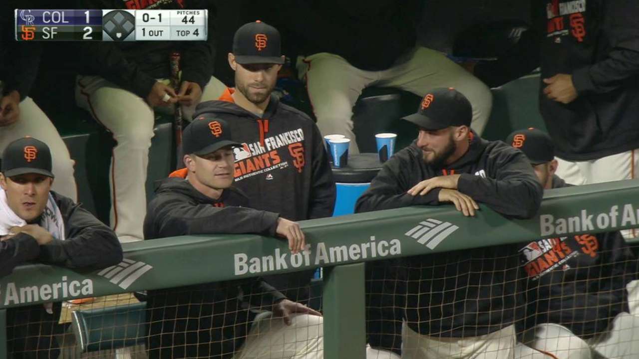Giants get infielder Beckham from Braves