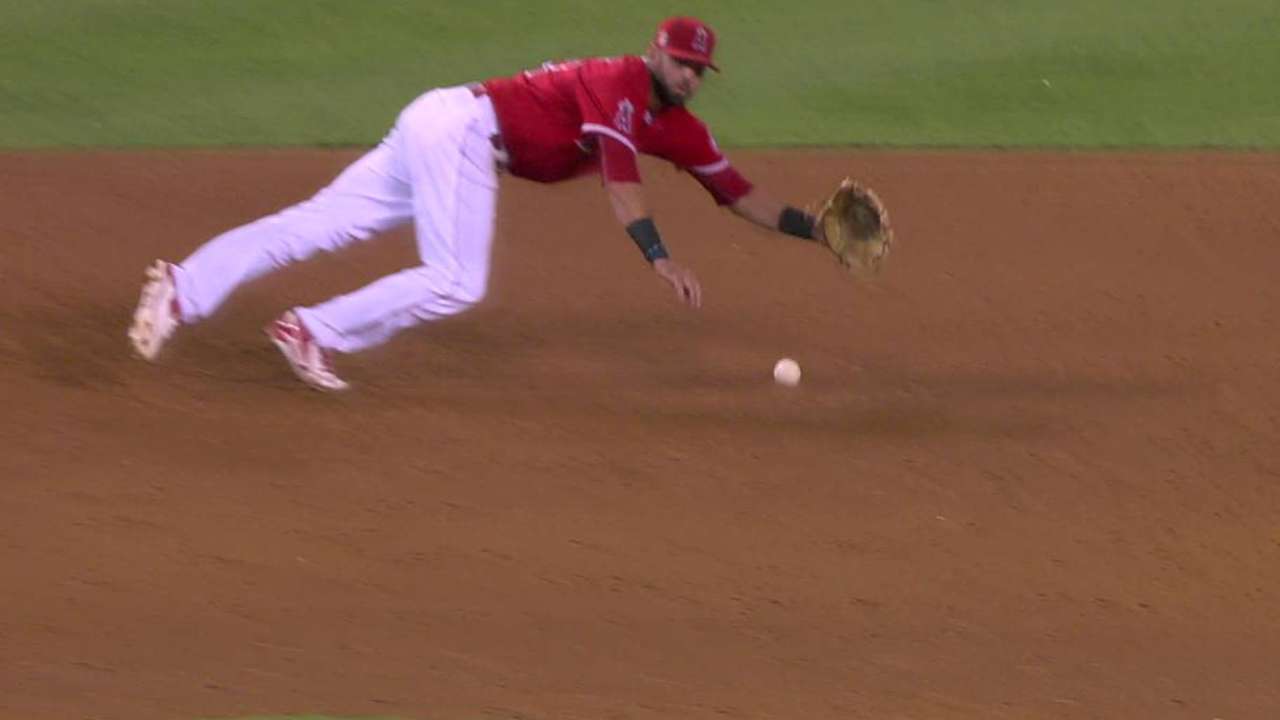 Cowart's diving stop