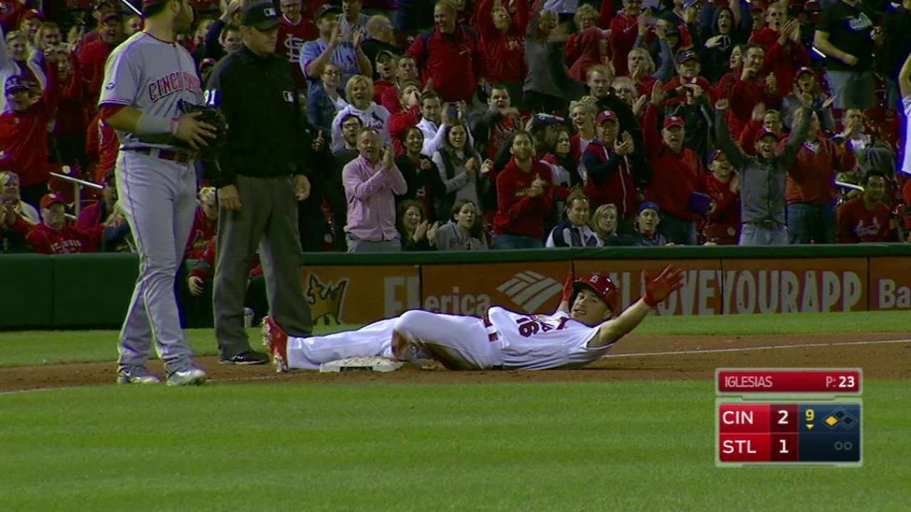 Wong's leadoff triple