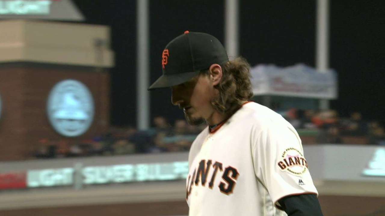 Giants will have Shark in bullpen vs. Dodgers
