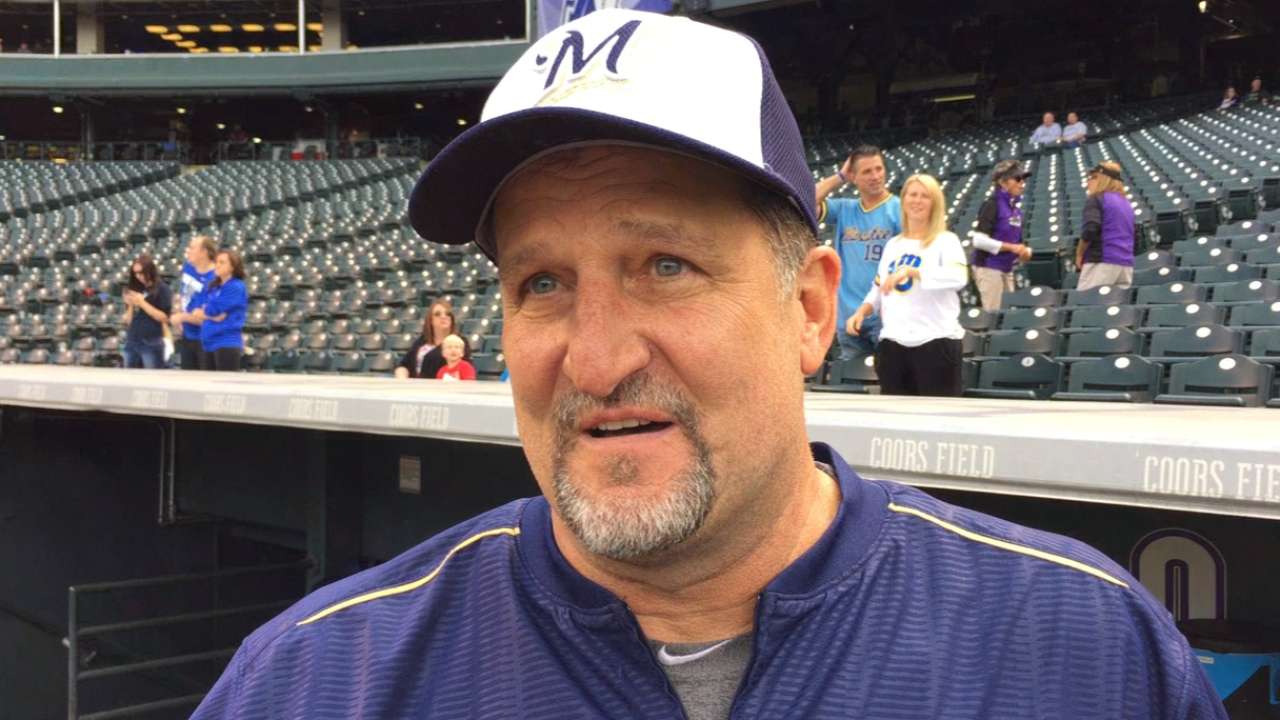 Brewers honor Sedar's 25 years with the club