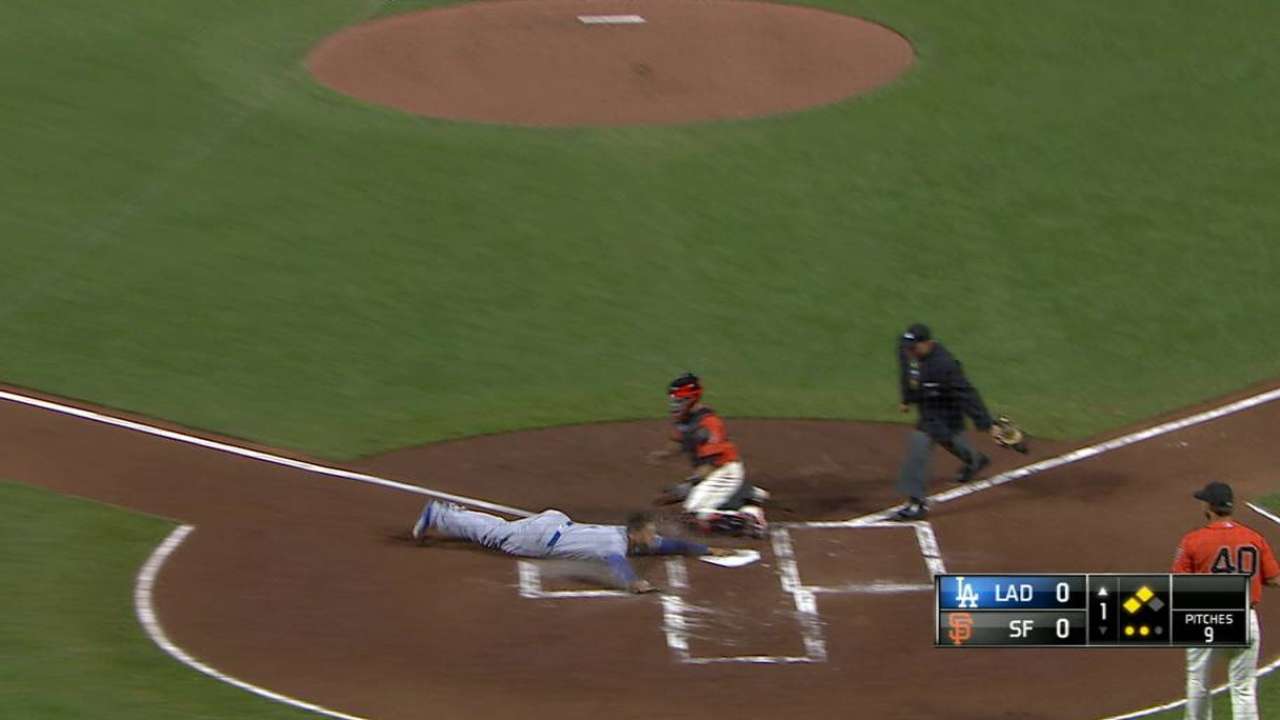 Roberts believes upbeat Puig can help Dodgers