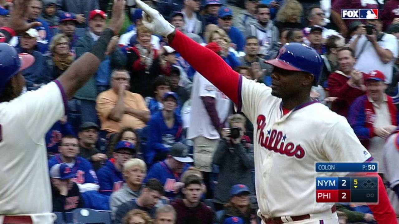 Farewell bash: Howard embracing moment