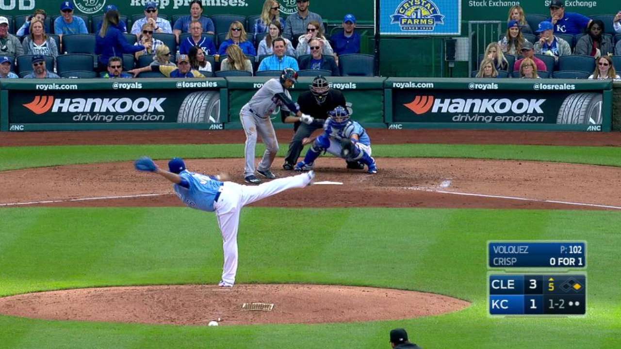 Volquez fans Crisp in the 5th