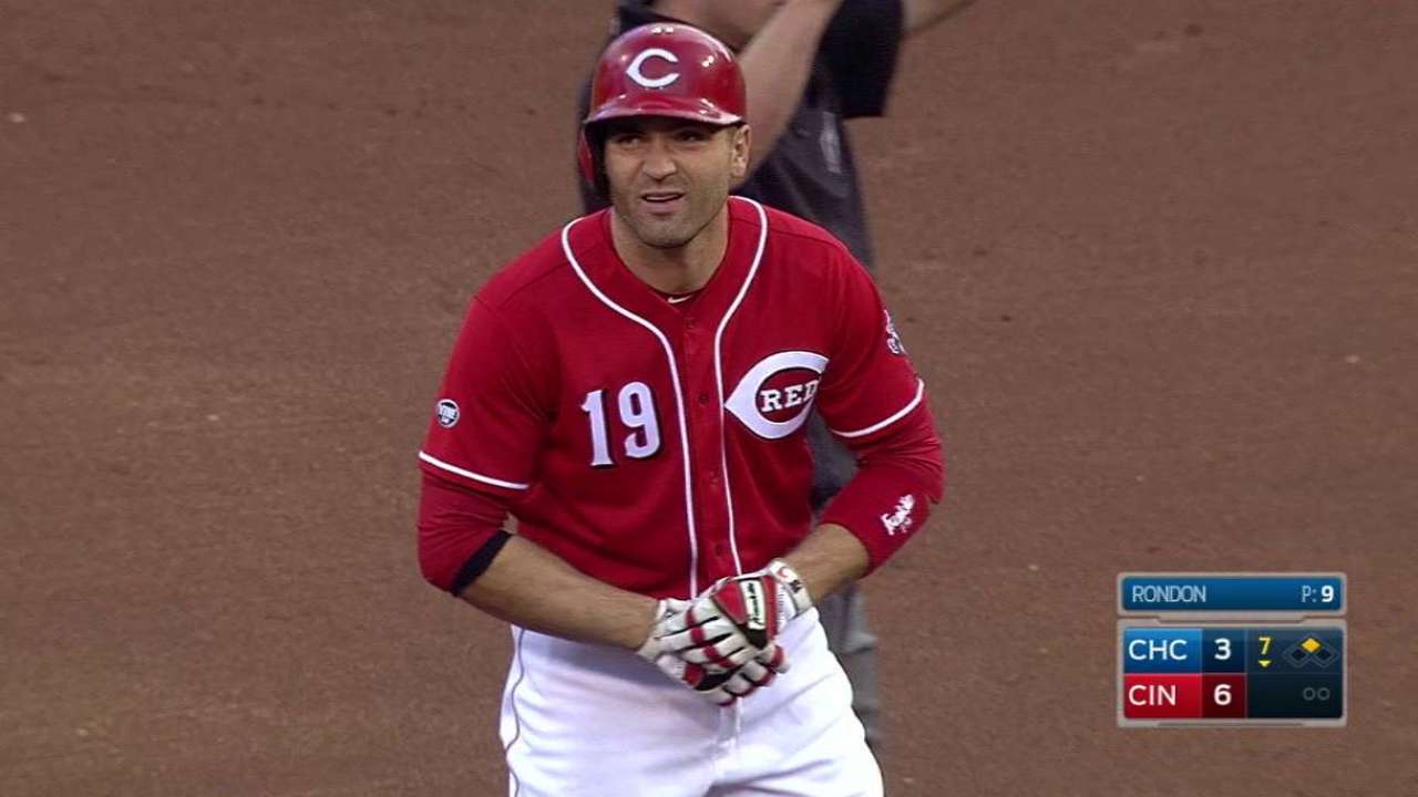 Votto's RBI double in the 7th