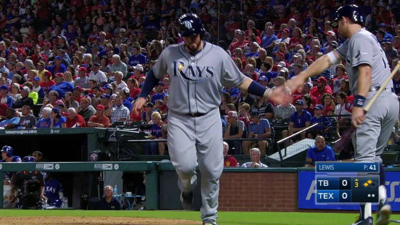 Longoria's RBI groundout