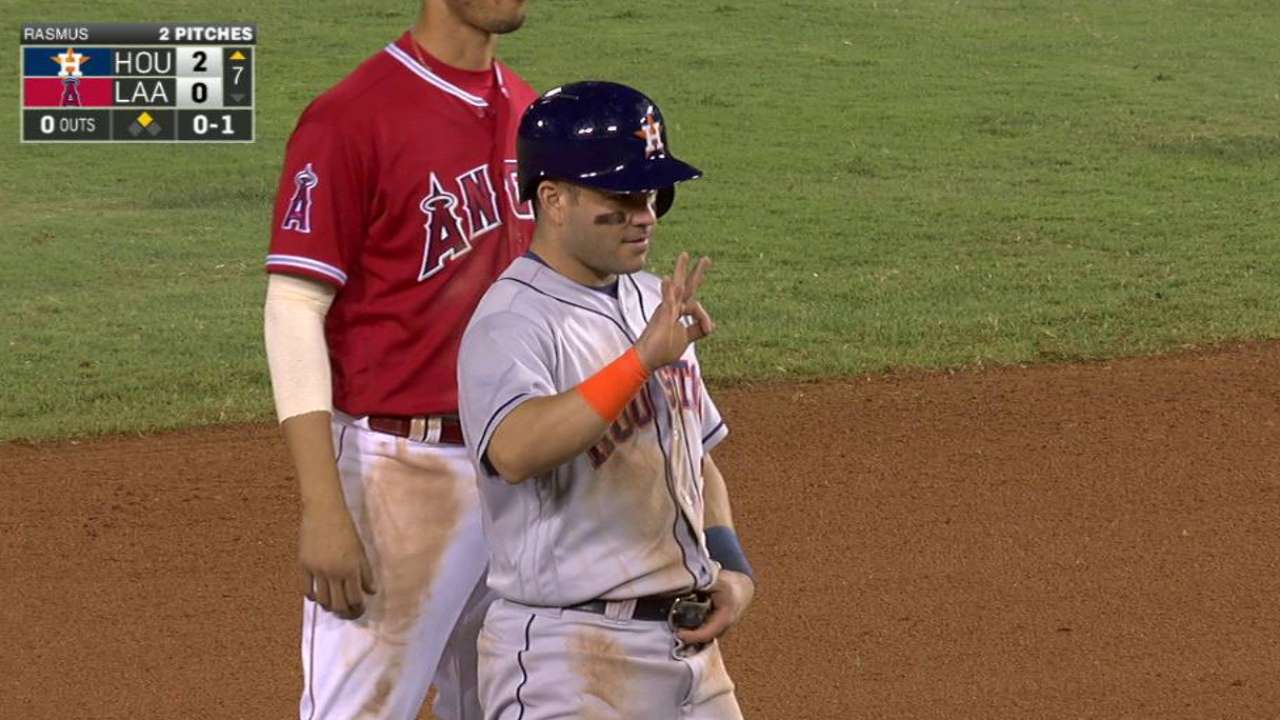 Altuve's 30th stolen base