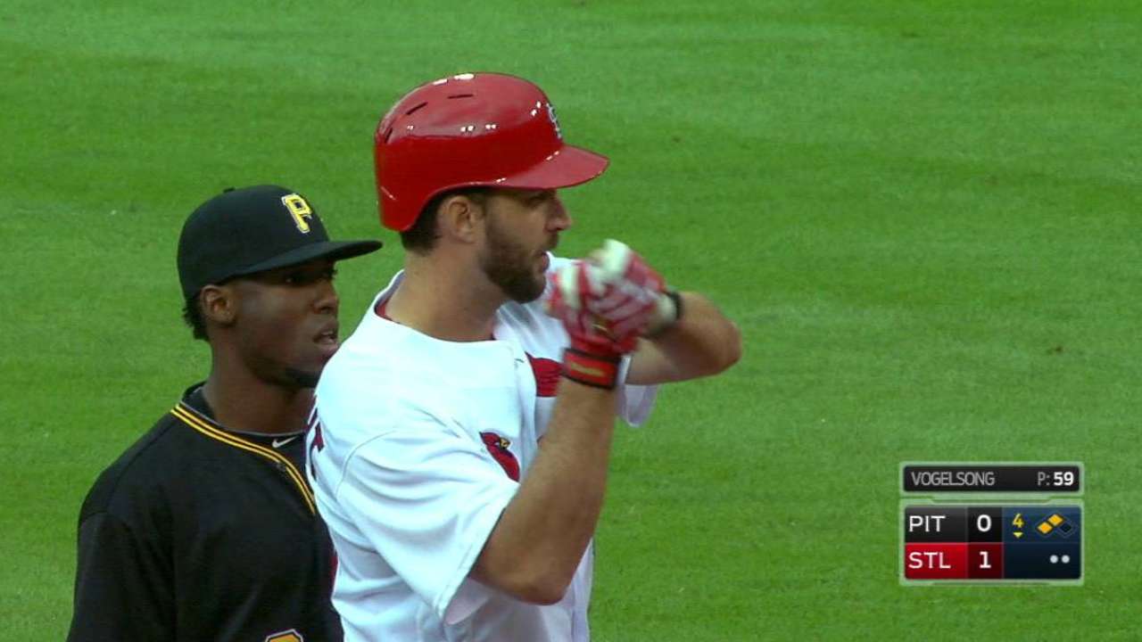 Wainwright's double in the 4th