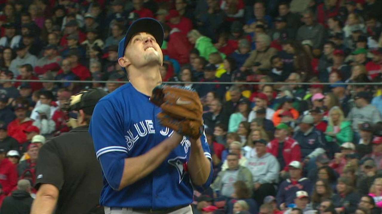 Sanchez gets no-no through six