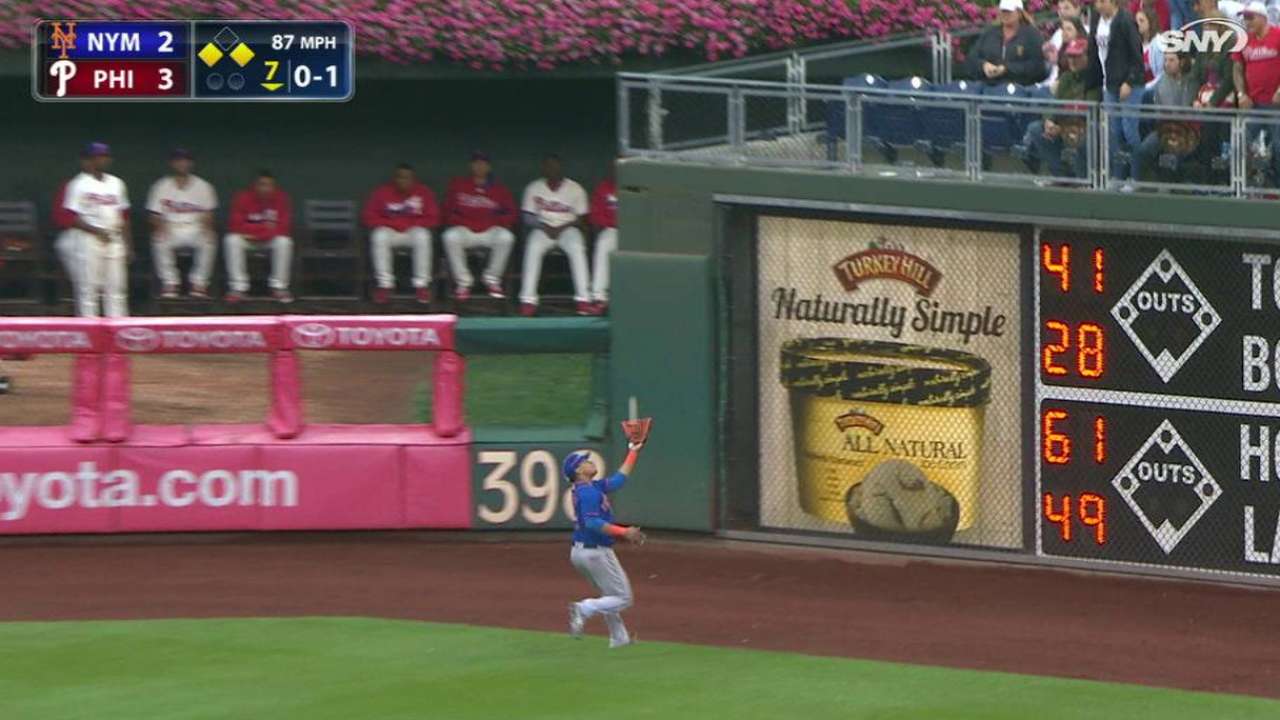 Lagares' impressive grab