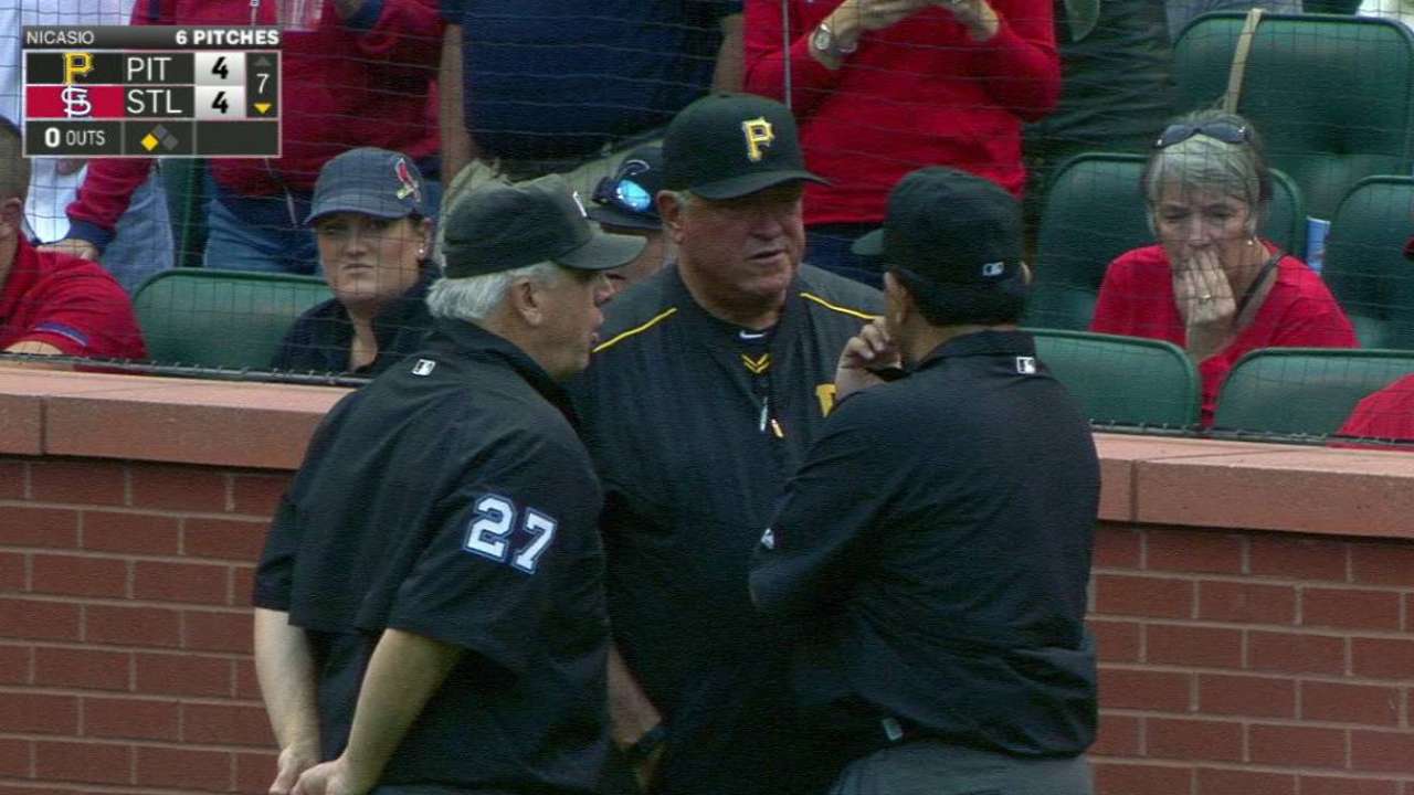 Double take: Yadi sparks decisive 6-run 7th