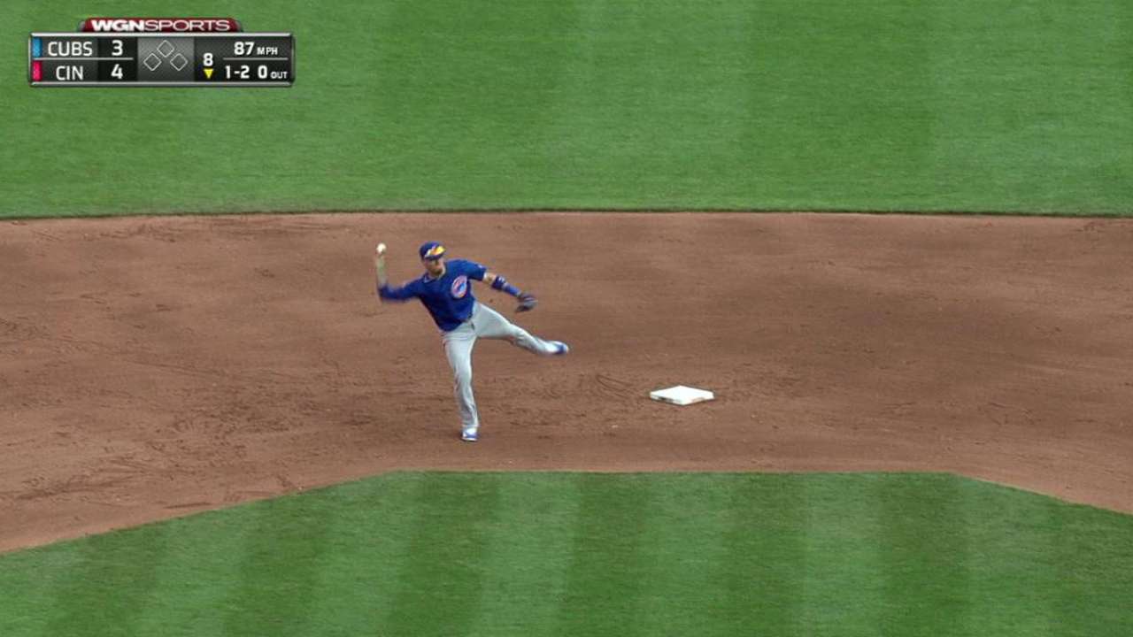 Baez's barehanded play