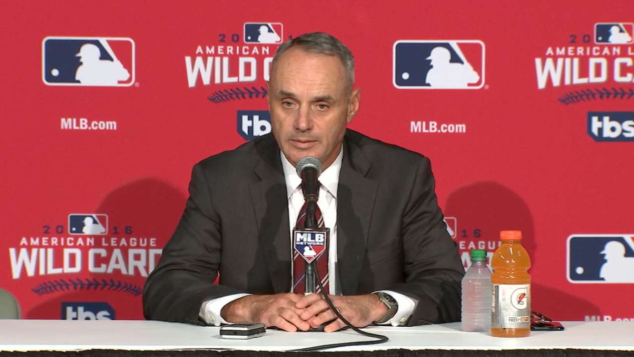 Oct. 4 Commissioner Rob Manfred pregame interview