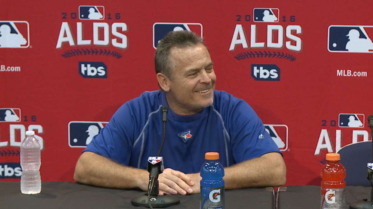 Blue Jays making few changes to ALDS roster