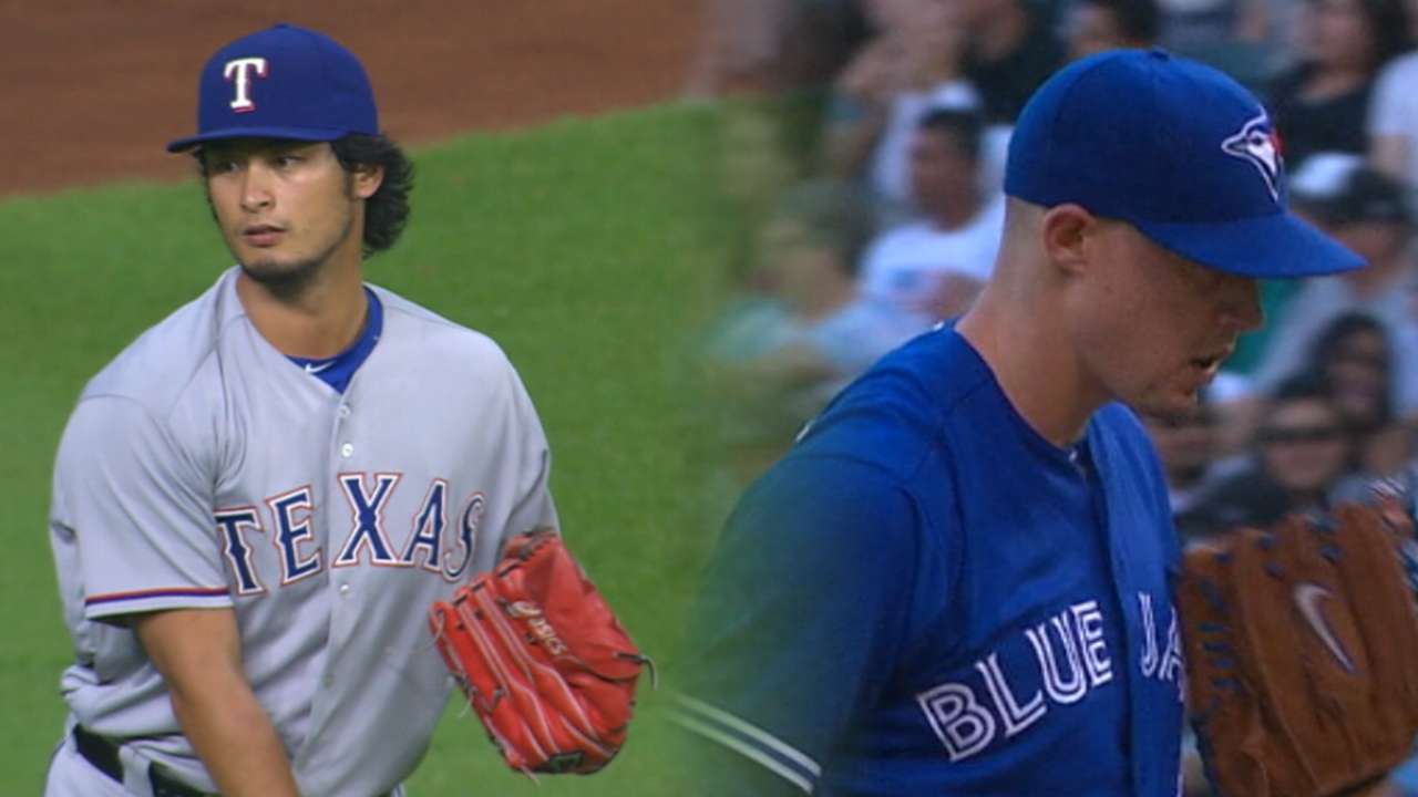 Blue Jays carry extra arm with Osuna on ALDS roster