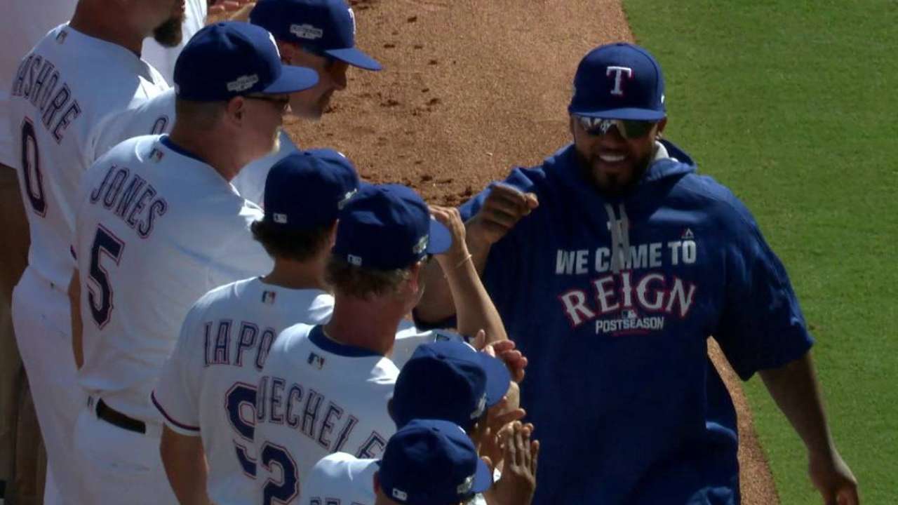 Fielder on ovation