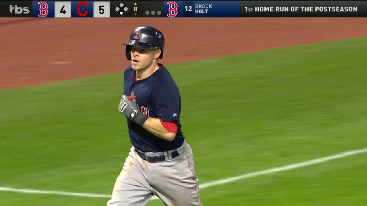 Holt's solo home run in the 8th