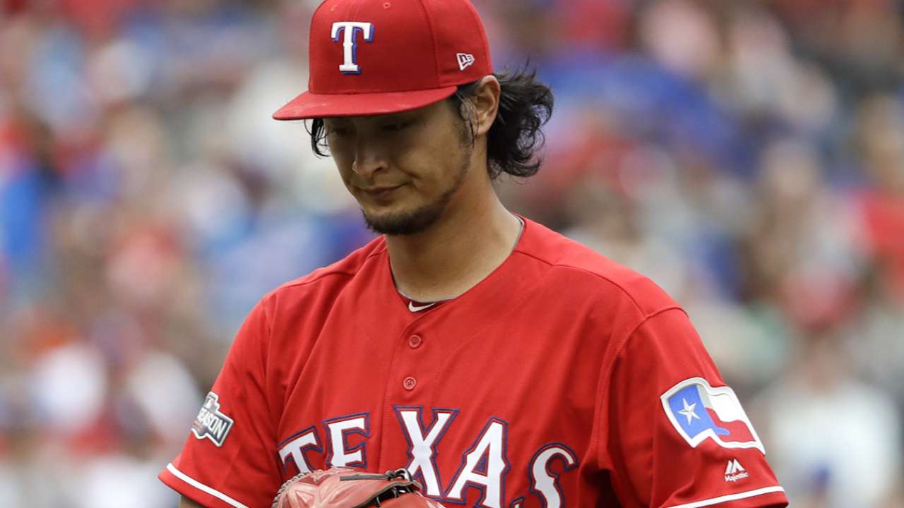 Pulling fast ones: Jays pounce on Yu's heat