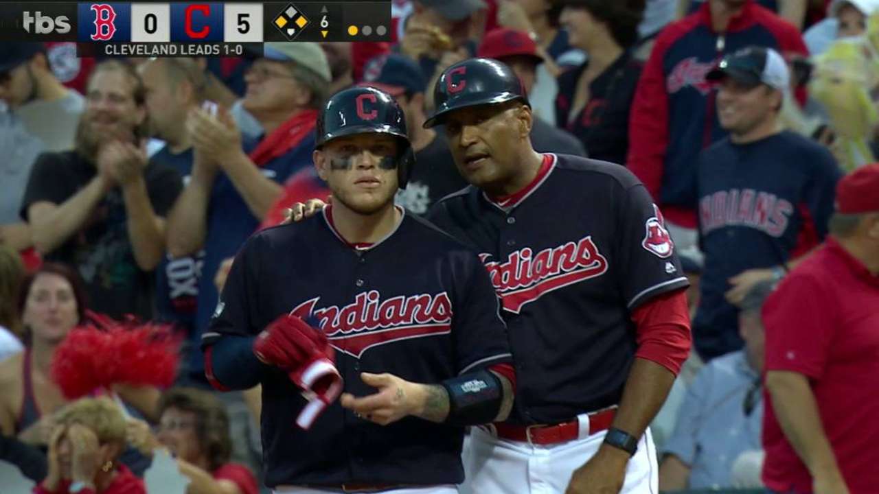Perez takes advantage of miscue