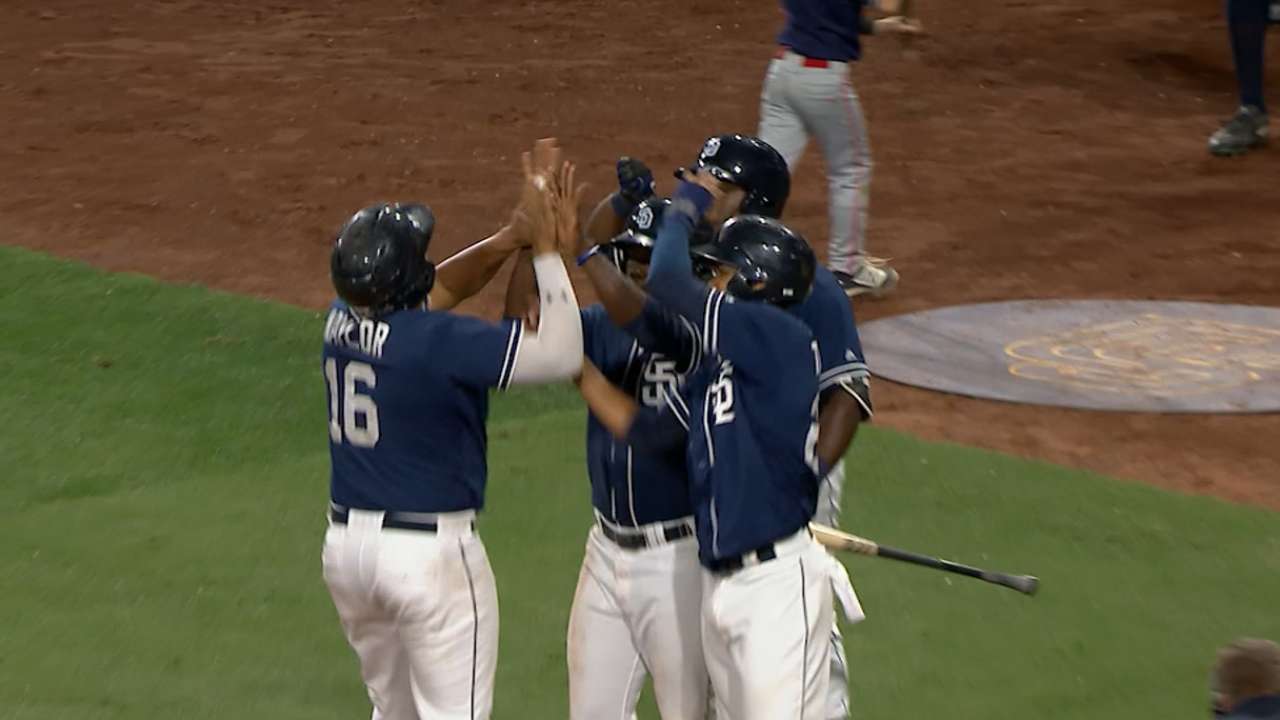 Naylor's homer, double lift Padres prospects