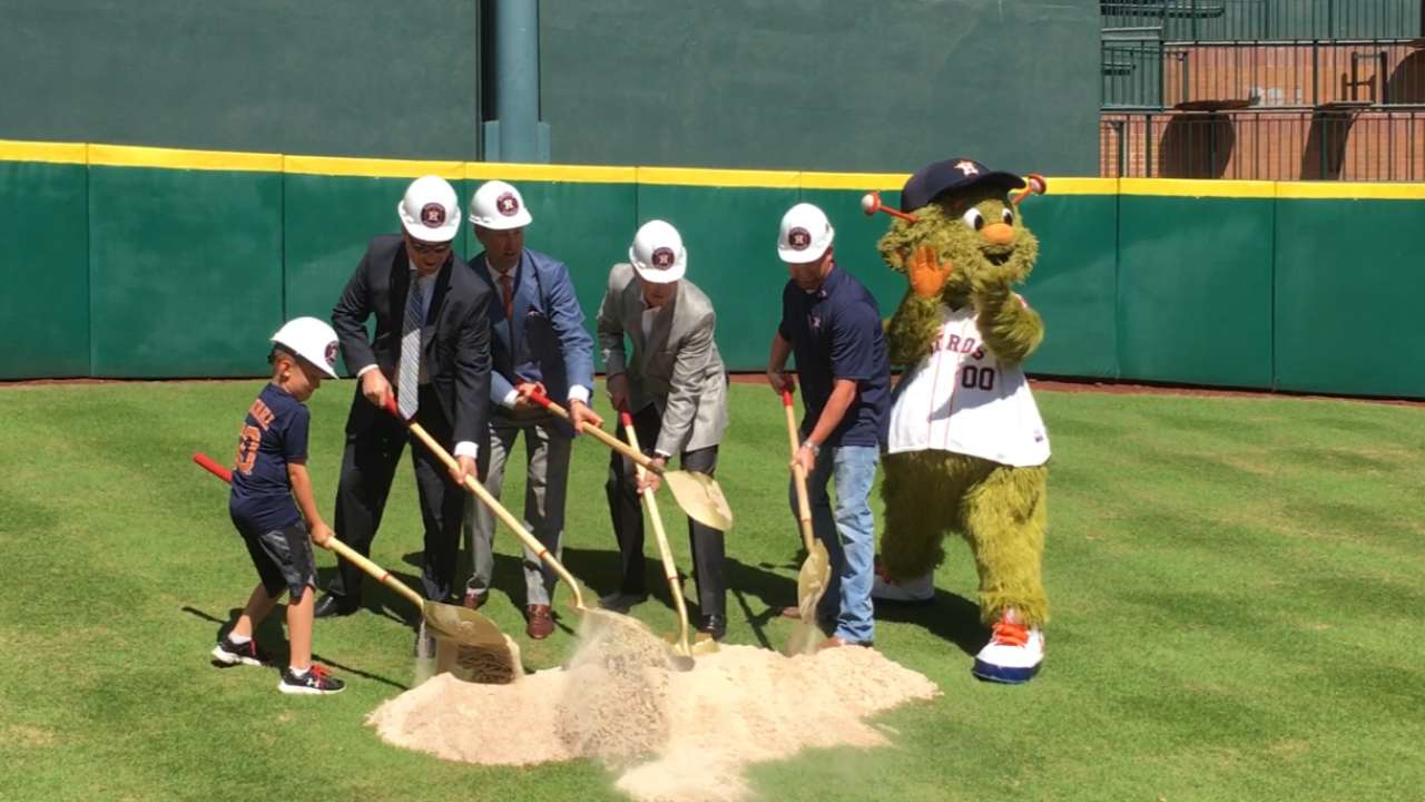 Astros begin $19-million renovation in CF