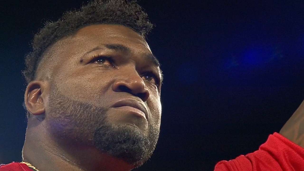 Papi says goodbye to Fenway fans