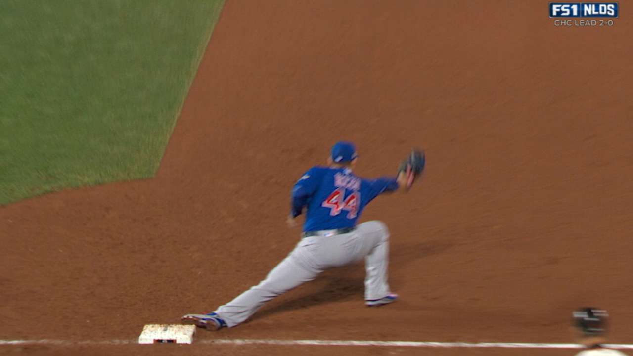Giants' rally makes tough replay call a moot point