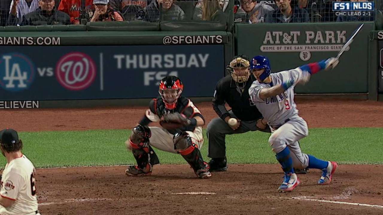Baez's go-ahead RBI single