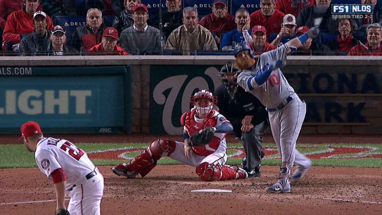 Turner's clutch two-run triple