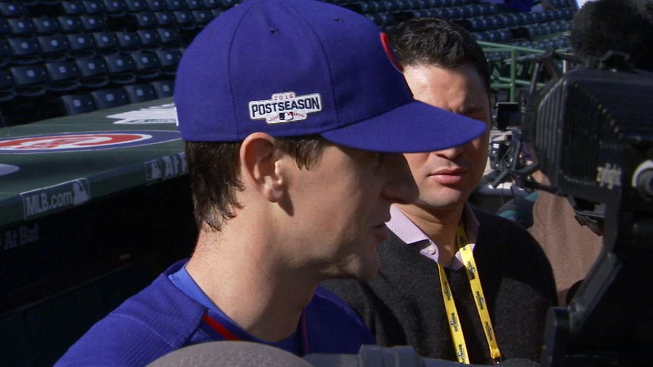 Hendricks cleared for NLCS Game 2 start