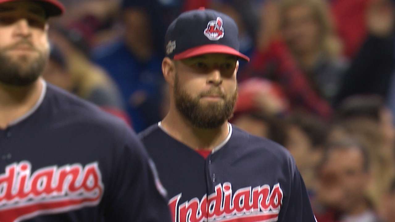 Kluber works out of early jams