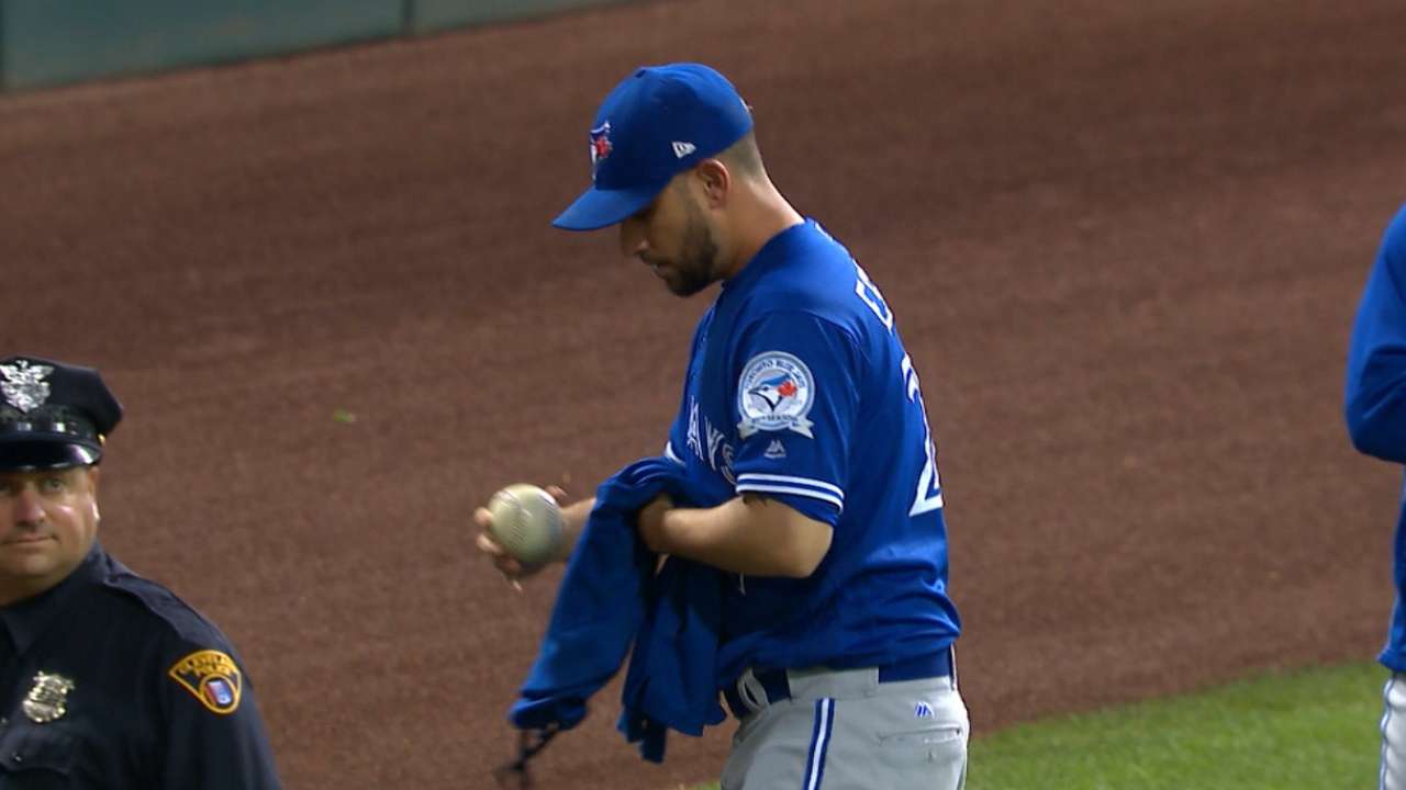 Estrada's complete-game effort