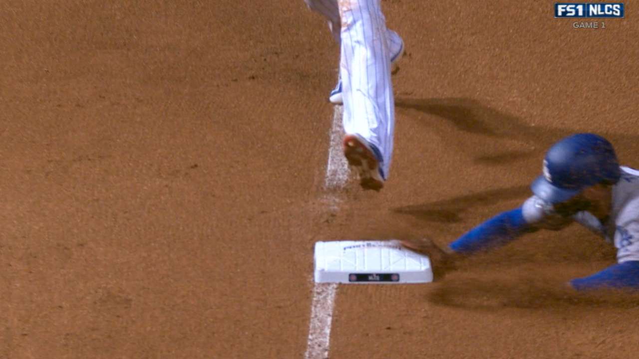 Toles, Turner hustle for Dodgers