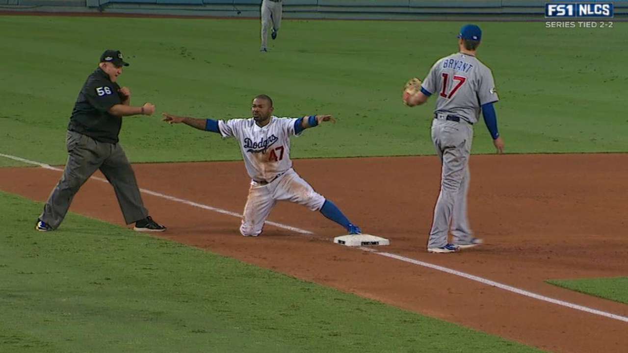 Kendrick steals third