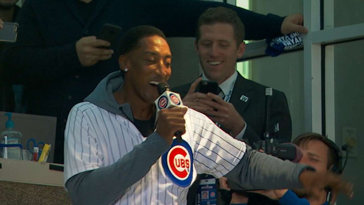 Pippen sings during stretch