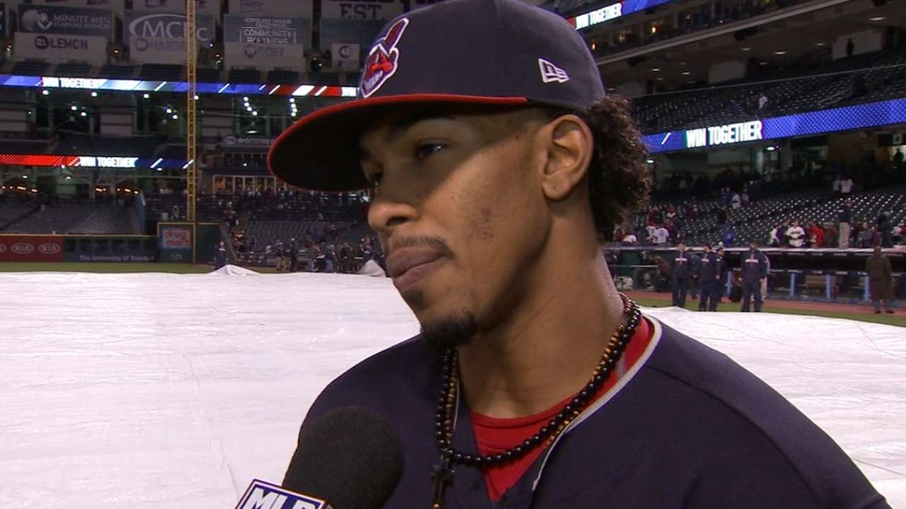 Lindor on steal in win