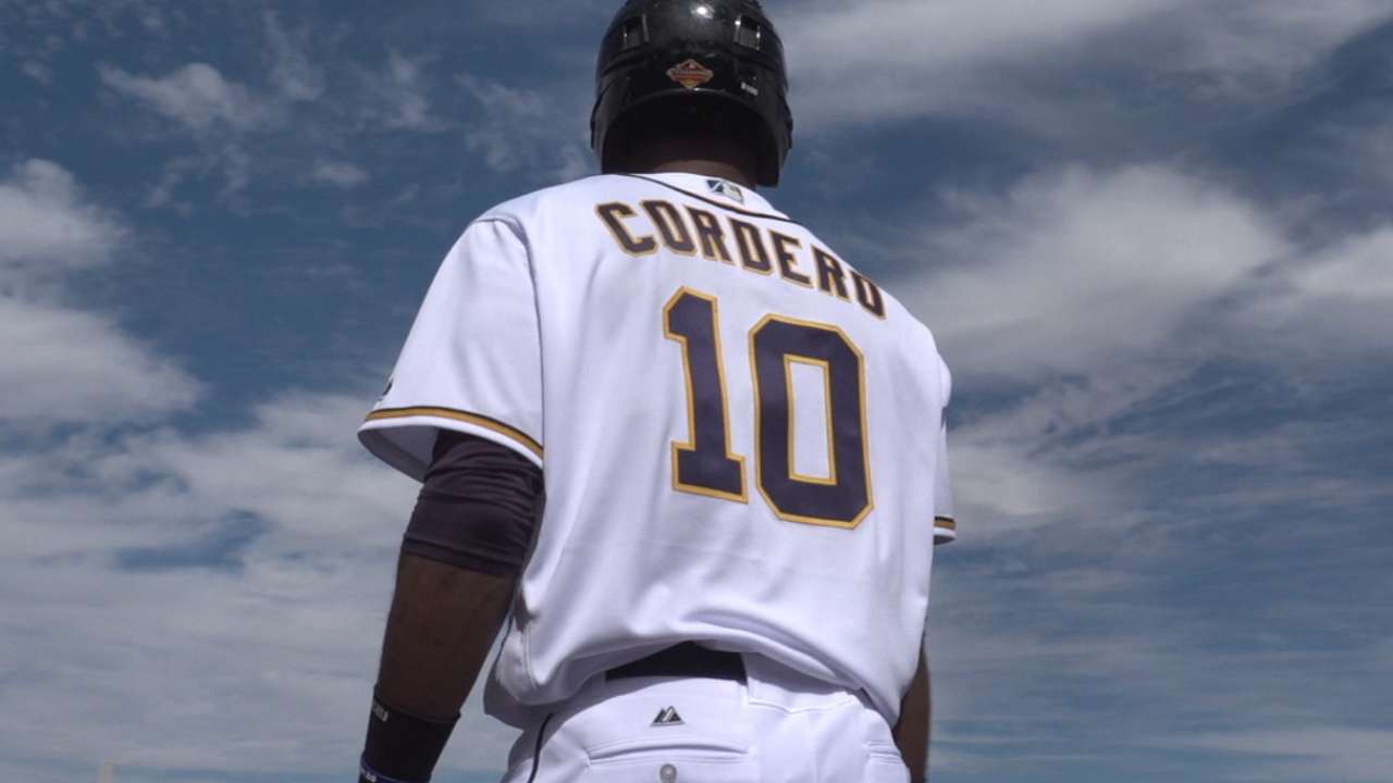 Padres add 4 prospects to 40-man roster