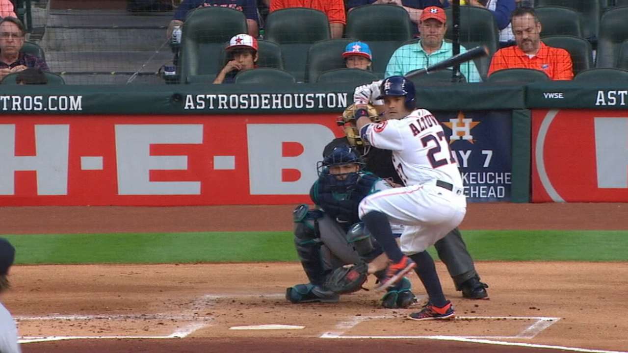 Best yet to come from Astros' 2017 middle IF