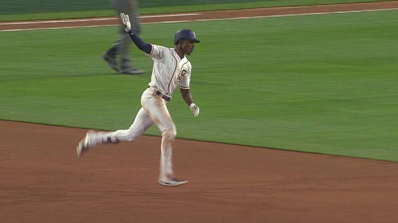 HR de Upton Jr. da la victoria a S.D. sobre Arizona
