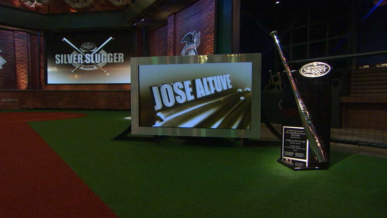 Altuve takes home 3rd straight Silver Slugger Award