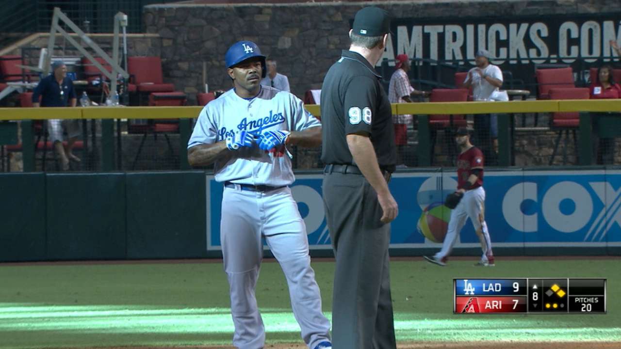 Phillies get Kendrick in trade with Dodgers
