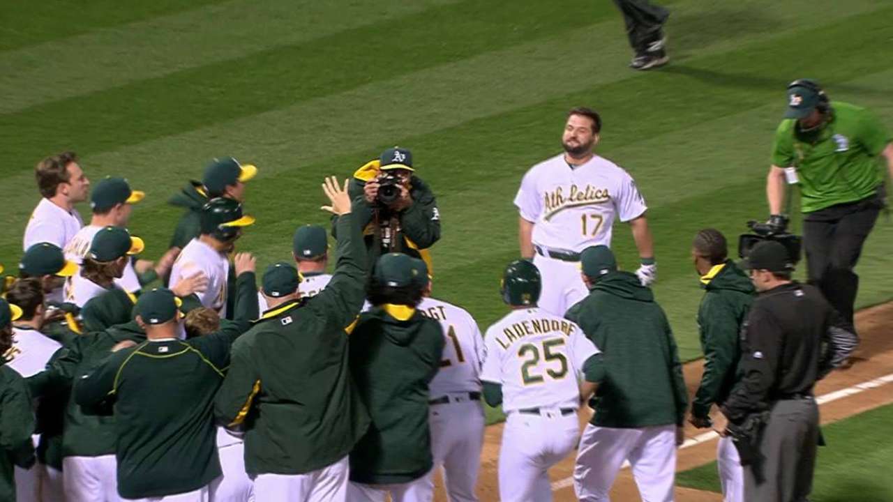 Alonso, Atléticos dejaron tendidos a los Astros en la 9na